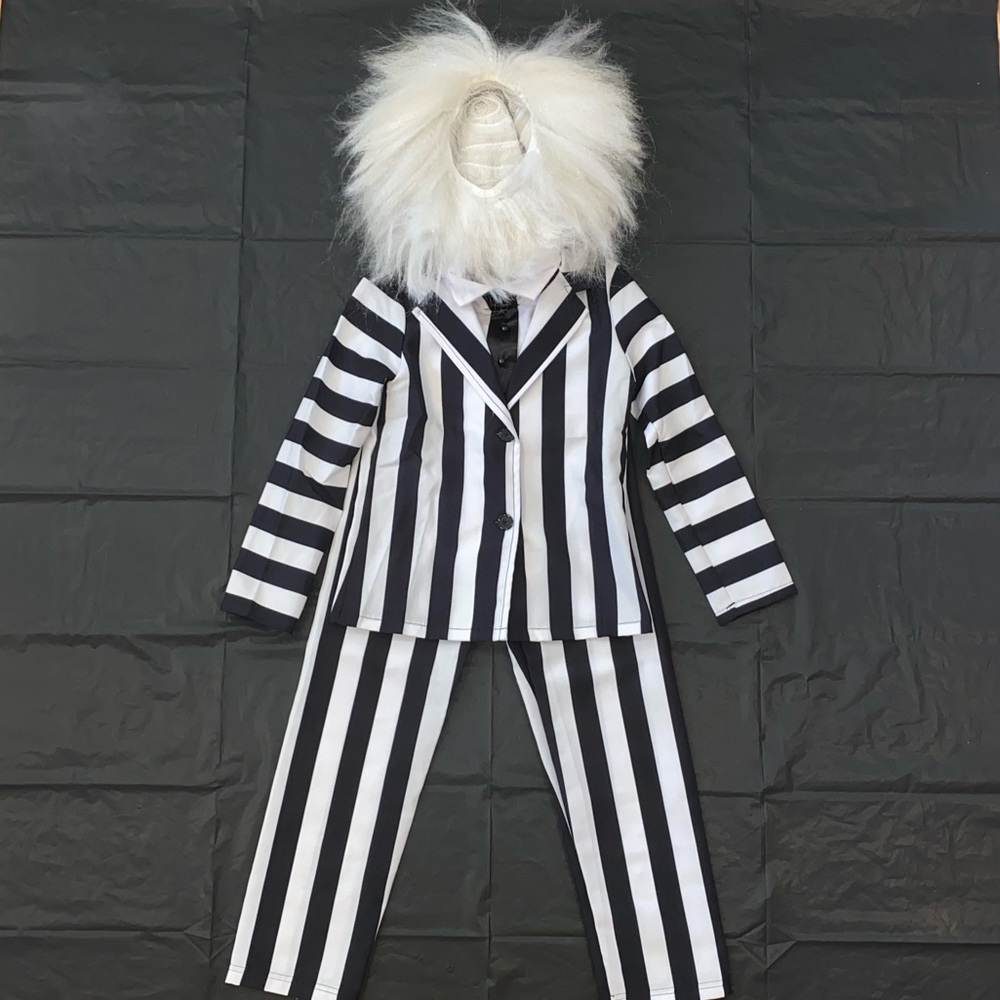 Beetlejuice Halloween Costume for Boys in Size M
